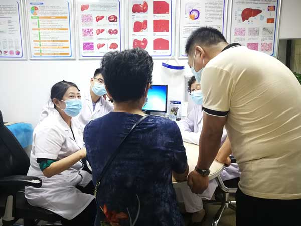 11��21����ԭ����302�t(y��)Ժ�β���(zhu��n)�������ف�(l��i)����ʡ�t(y��)ˎԺ��(hu��)�\