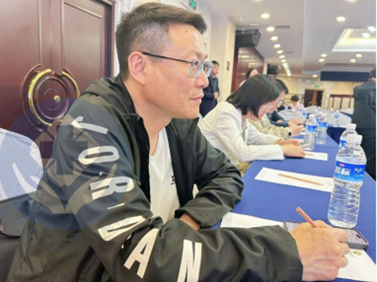 �β��W(xu��)�g(sh��)ʢ��:�����������������ӱ����Ӱ��β���Ⱦ�������t(y��)��(li��n)���z�����x�Ըβ���ί��(hu��)